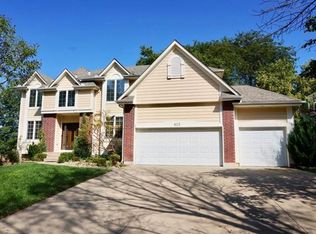 825 SW Cutter Ln, Lees Summit, MO 64081