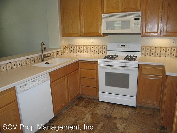 4th image of 28158 Ashbrook Ln