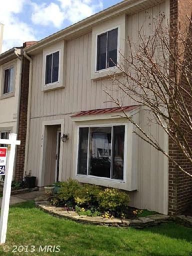 1st image of 1016 Knight Ln