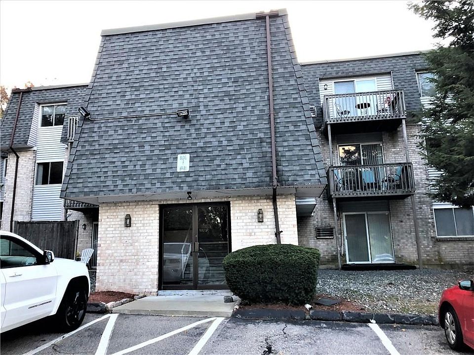 1st image of 1560 Douglas Ave #F80