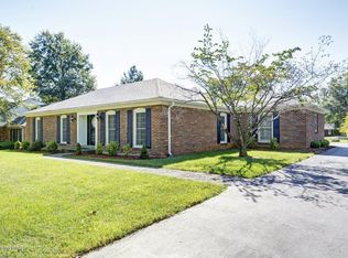 7210 Brownsboro Rd, Louisville, KY 40241