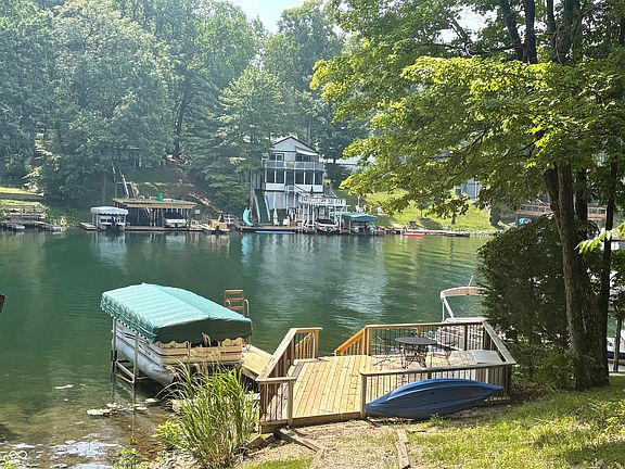 2nd image of 7169 Lion Dr