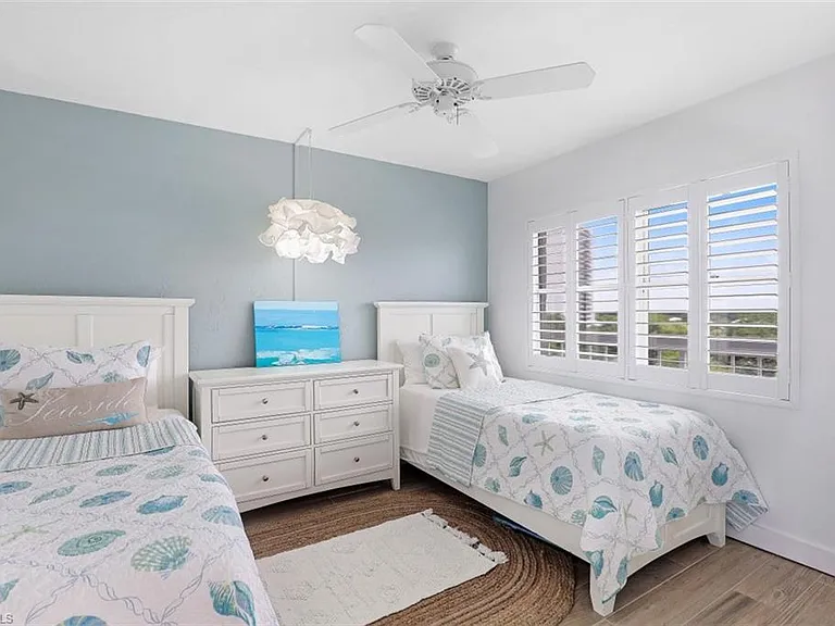 5501 Heron Point Dr #501 — Photo 15