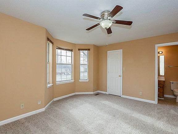 4th image of 412 Woodale Dr