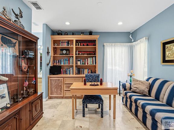 4th image of 308 Escandon Ave