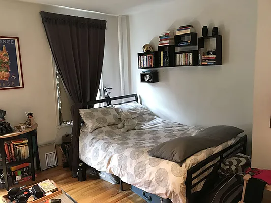 Rented by Village Living Realty | media 10