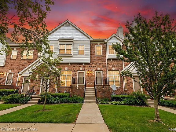 2nd image of 1847 Campau Farms Cir