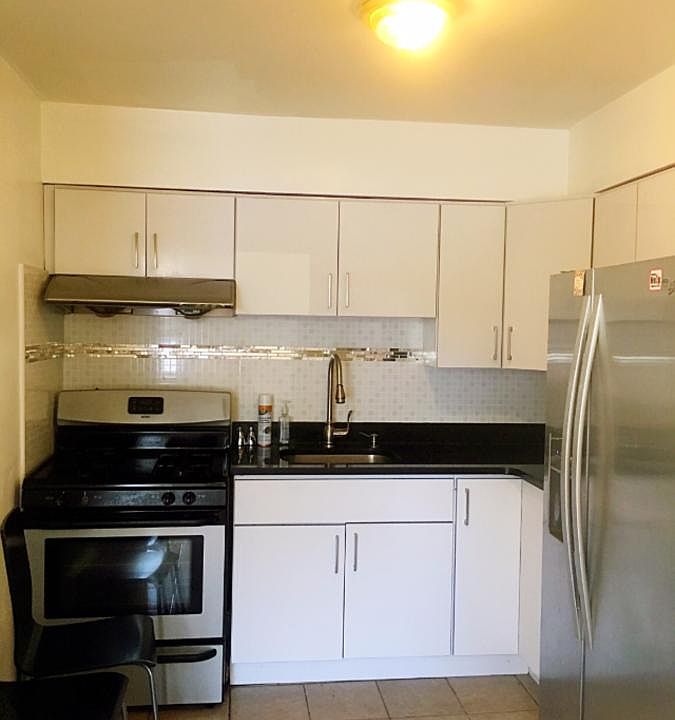 1st image of 12502 23rd Ave #2FL