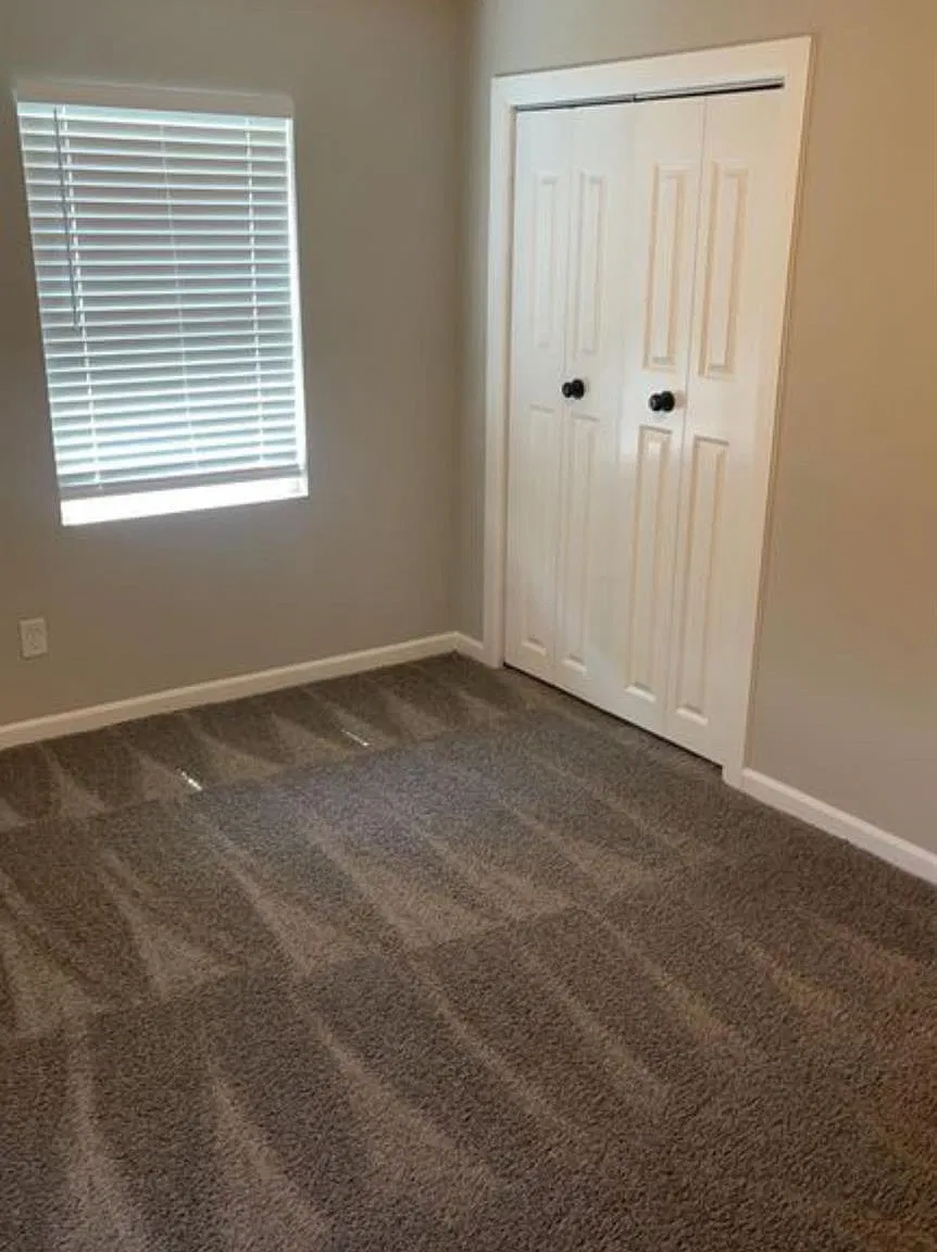 3 bed, 1565 sqft, $2,000 — Photo 2