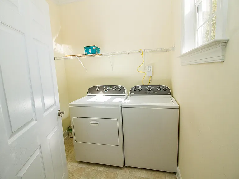 24 Hydrangea Ct — Photo 9