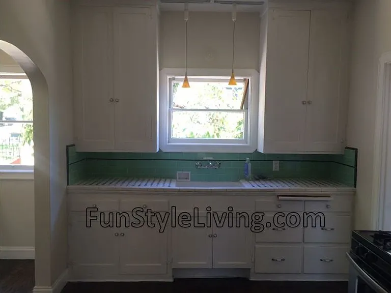 1215 Illinois St — Photo 34