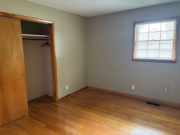 5th image of 305 Stone Blvd