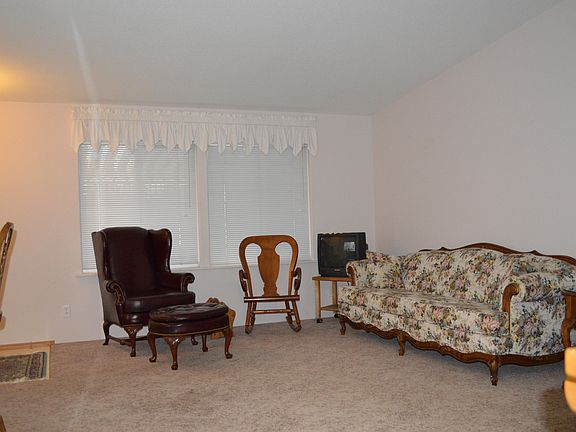 5th image of 5400 Meeker Dr