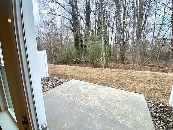 5th image of 1000 Opal St #104