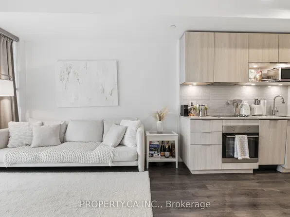 20 Tubman Ave #2005, Toronto, ON M5A 0M8