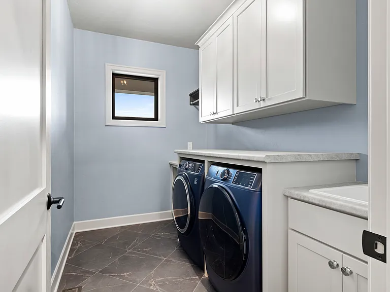 392 Farmhouse Ln — Photo 8