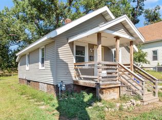 1312 G Ave NE, Cedar Rapids, IA 52402