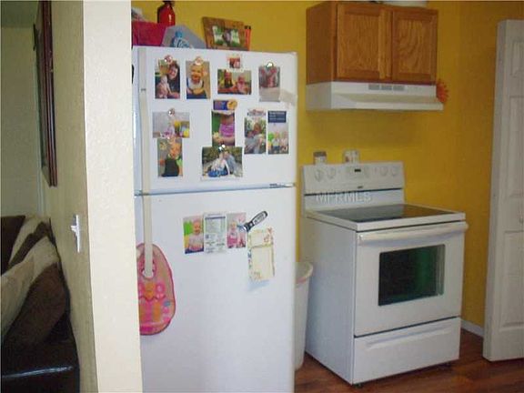 5th image of 1562 NE Strickland St