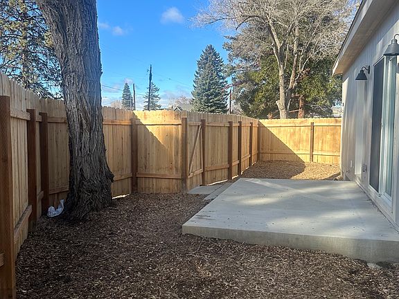 5th image of 354 SE Lee Ln #2