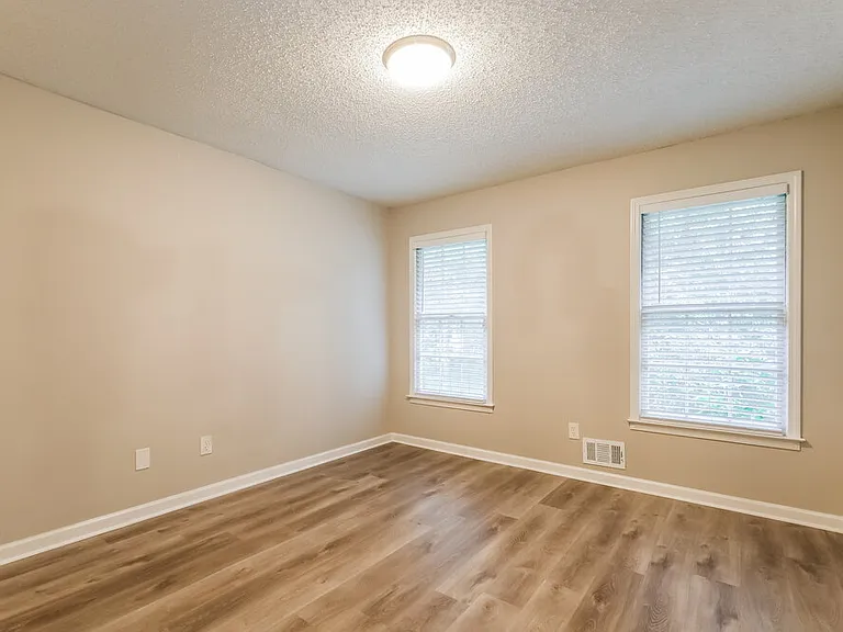 51 Abbey Ln — Photo 13
