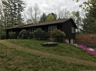 9 Standish Dr, Marlborough, CT 06447