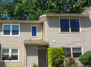 37 Townhouse Ln, Little Egg Harbor, NJ