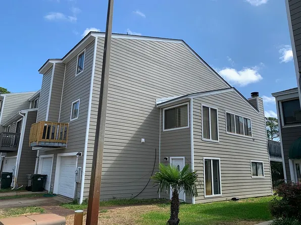 612 S 1st St APT 31, Pensacola, FL 32507