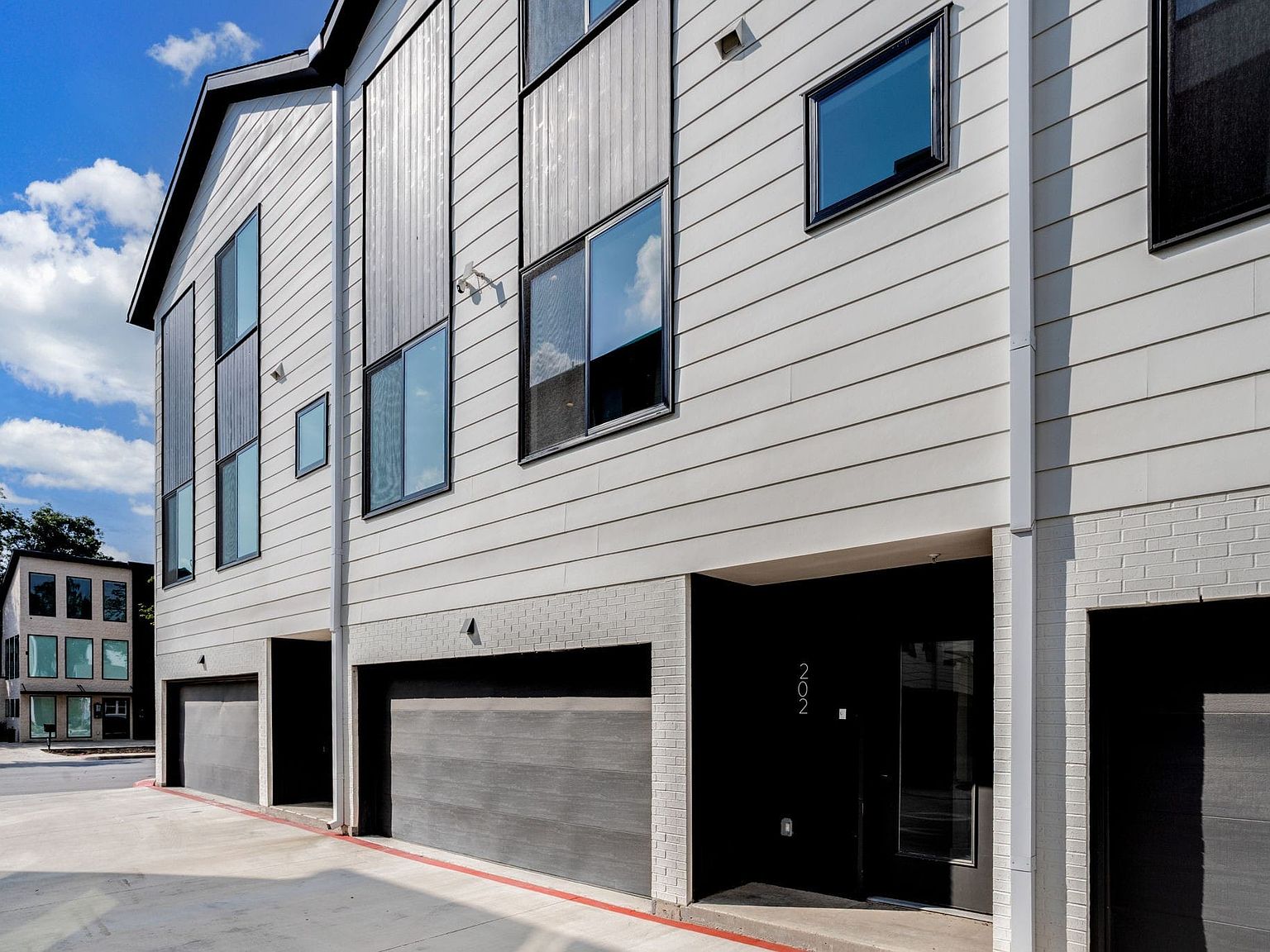 5609 Live Oak St #202, Dallas, TX 75206 | Zillow