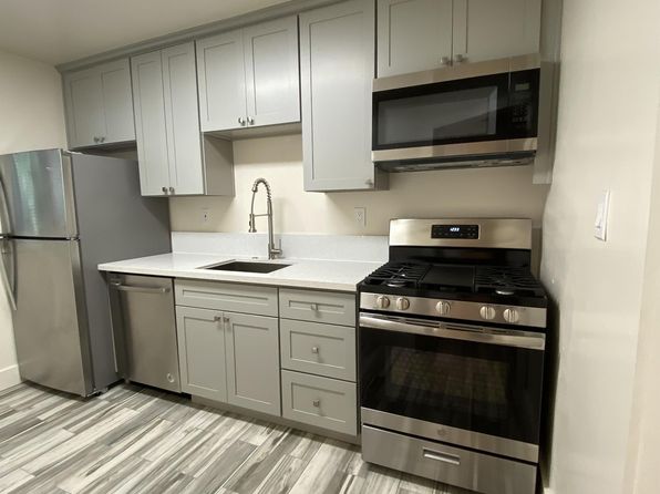 2316 E St APT 1