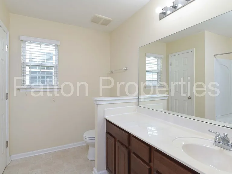 429 S Pickens St — Photo 20