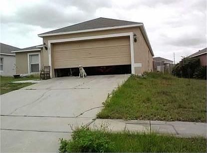 3rd image of 15930 Wilkinson Dr