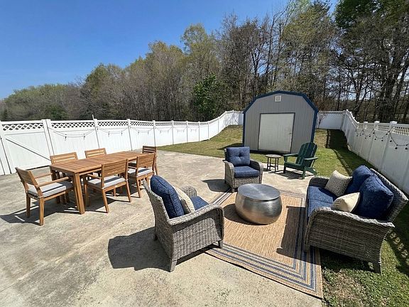 5th image of 1138 Waterlyn Dr