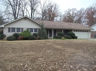 15 Sherwood Ln, Clarksville, AR 72830