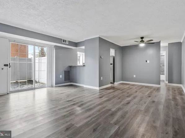 5613 Franconia Rd APT 103, Alexandria, VA 22310