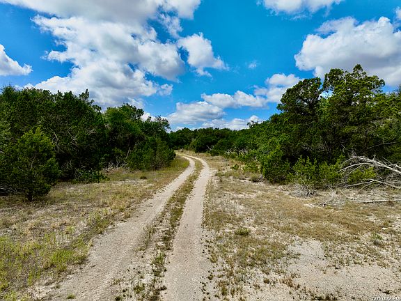 3rd image of 19825-A Ranch Rd 12