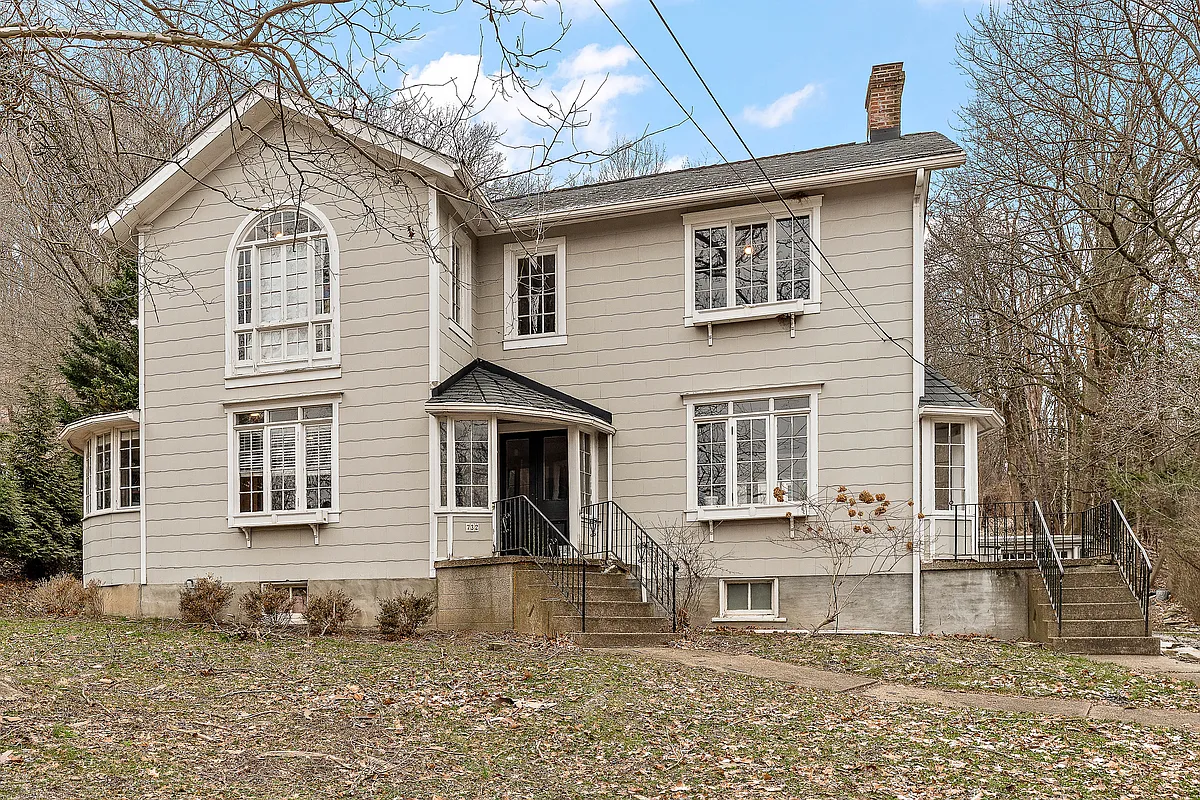 Building Photo - 732 Orchard Ter