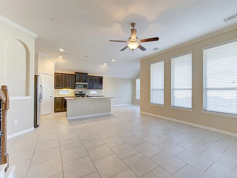 6519 Point Hollow Ln — Photo 22