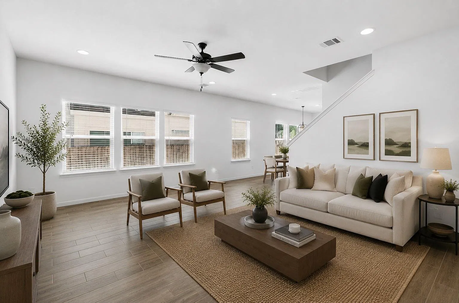 3 bed, 2.5 bath, 2114 sqft, $2,399 — Photo 4