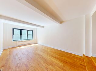 141 E 56th St APT 4H, New York, NY 10022