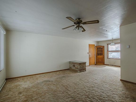 2nd image of 330 Opal Dr