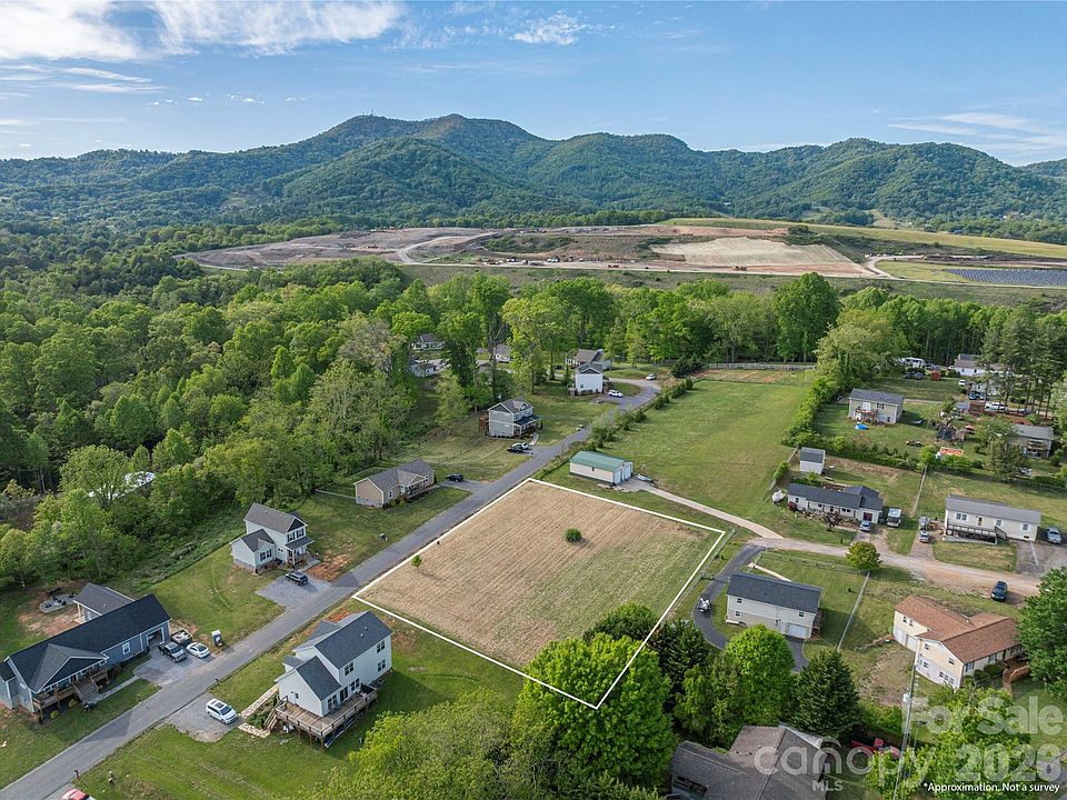 1st image of 0 Ridgeview Ln