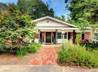 114 Arthur J Moore Dr, Saint Simons Island, GA 31522
