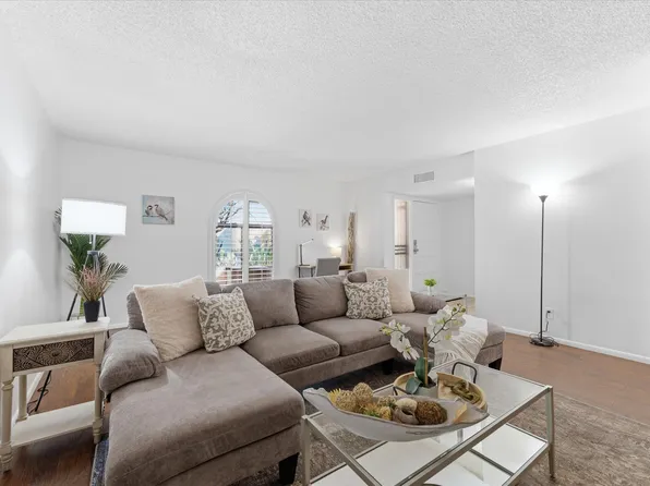 516 N Hobson Plz, Mesa, AZ 85203