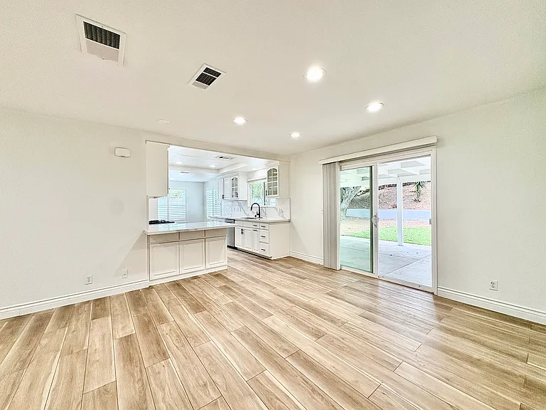2249 Evergreen Springs Dr — Photo 6