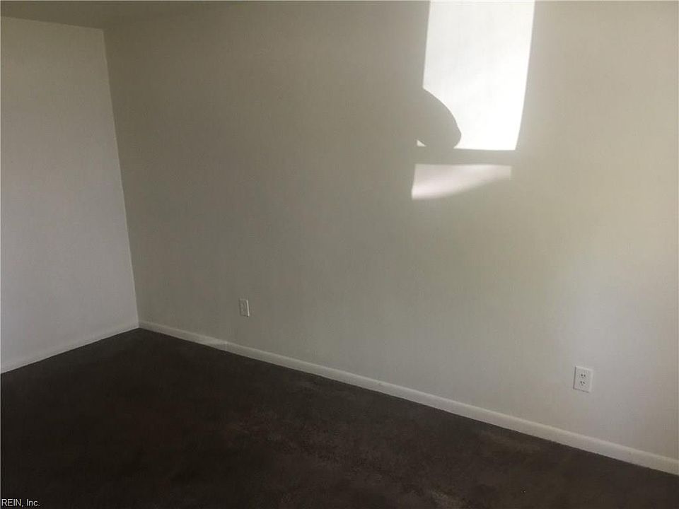 2nd image of 506 E Liberty St