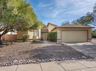 9240 N Kanawha St, Tucson, AZ 85742