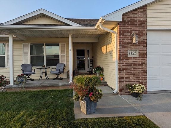 2nd image of 3907 W Park Dr.