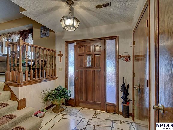 4th image of 14705 Harvey Oaks Ave