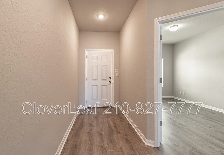 940 Windflower — Photo 5