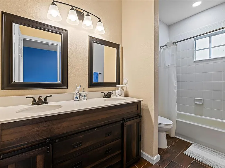 8313 Santa Monica Ter — Photo 15